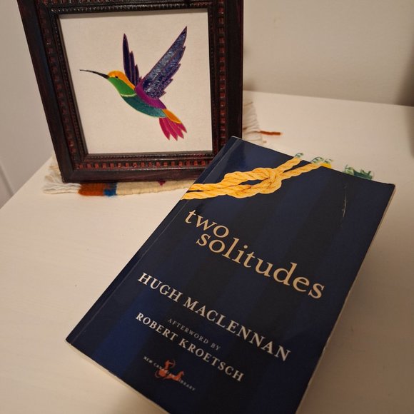 Books - Picture 2 of 6